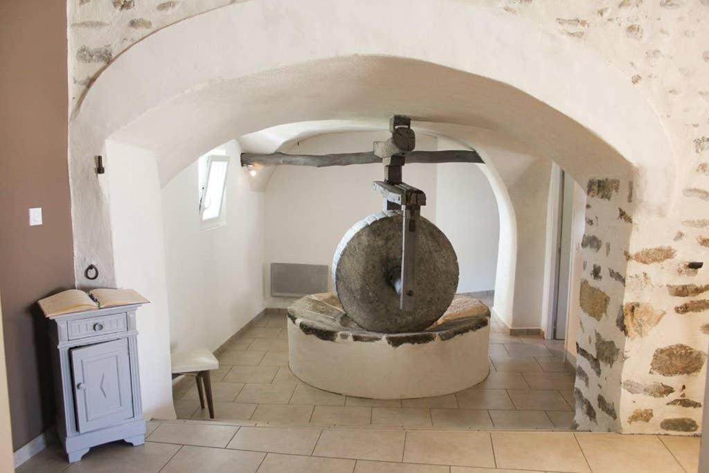 Le Gite Du Jas Vieux Montfort  Kültér fotó